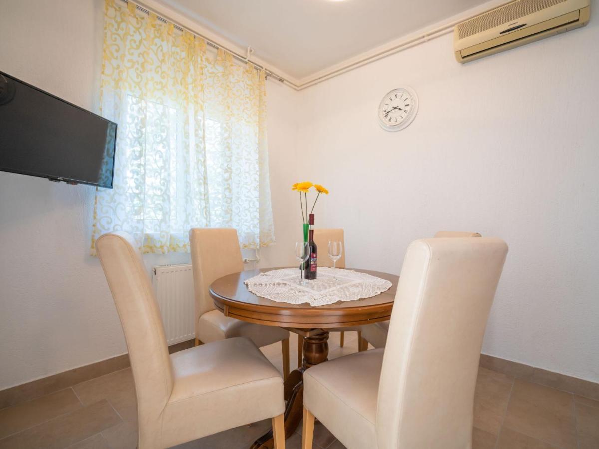Apartment Segulja-1 By Interhome Jadranovo Εξωτερικό φωτογραφία